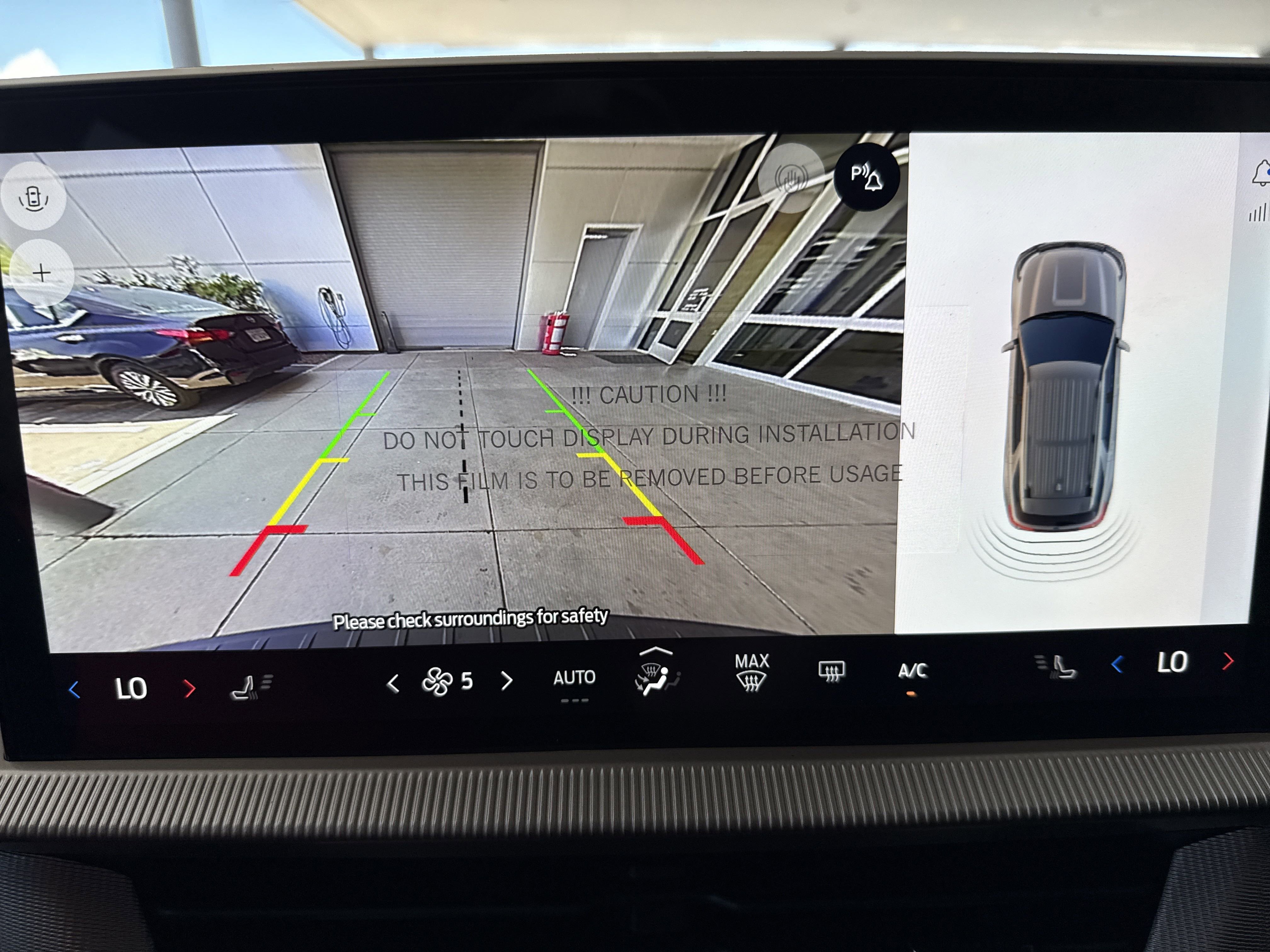 New 2025 Ford Explorer Active image 32