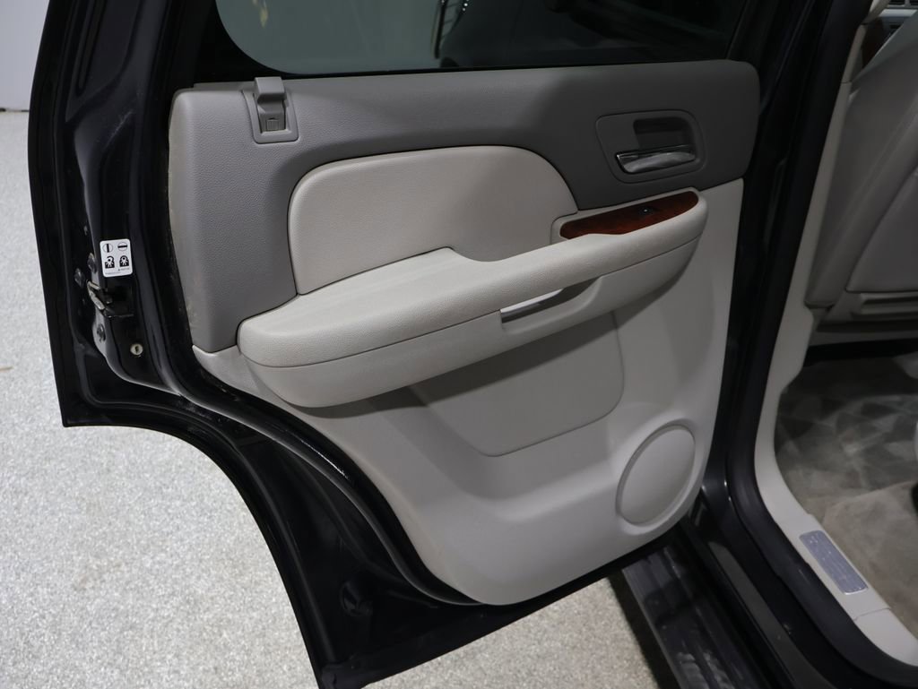 Used 2011 Chevrolet Tahoe LTZ image 20