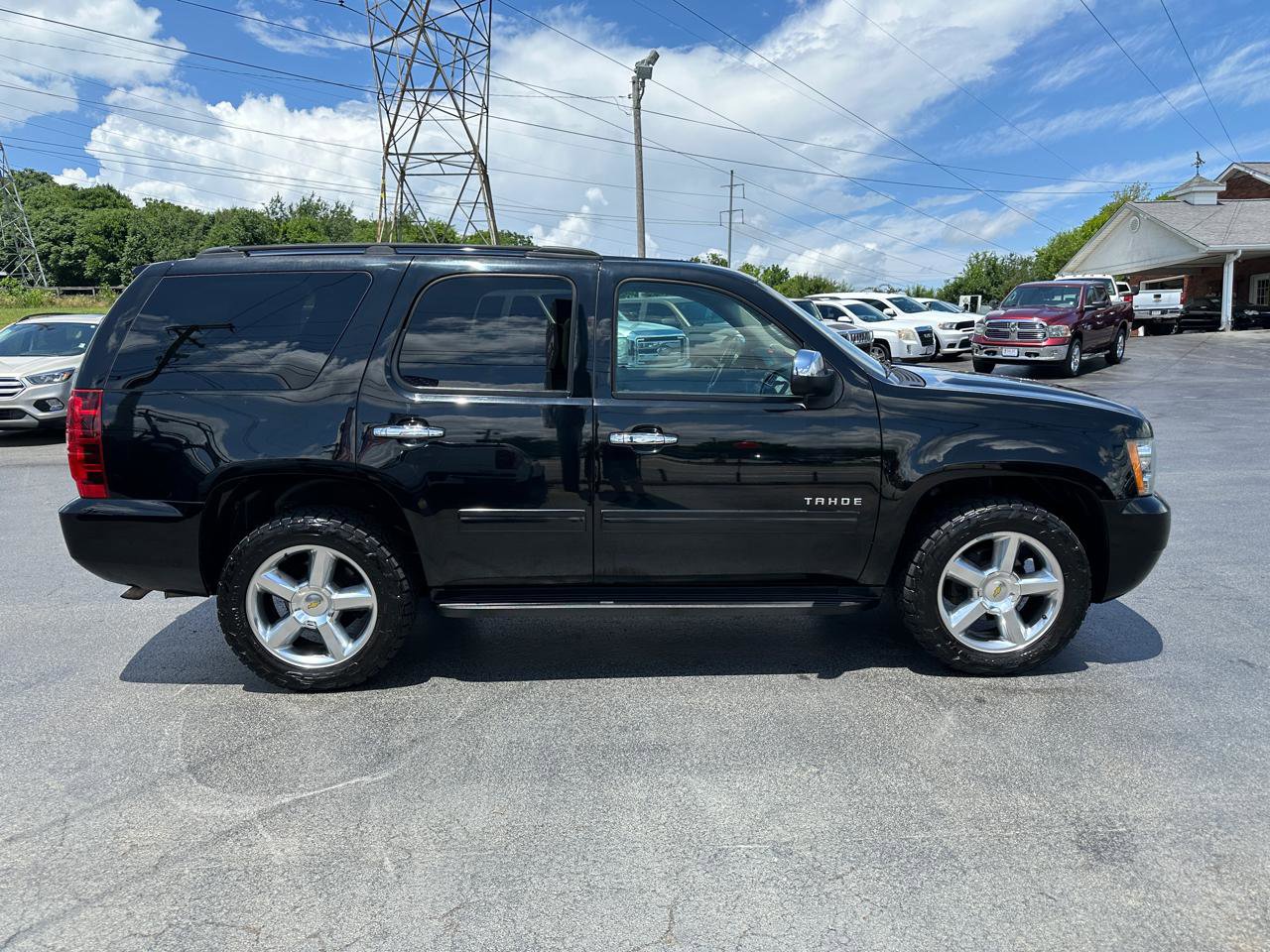 Used 2014 Chevrolet Tahoe LS w/ All-Star Edition AWD/4WD image 5