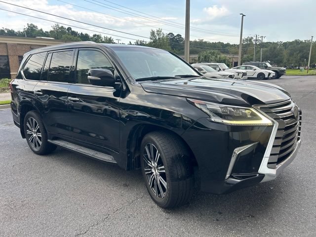 Used 2019 Lexus LX 570 4WD image 2