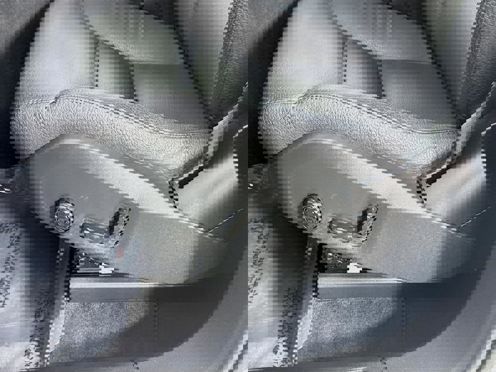 Used 2023 Volvo XC60 B5 Plus w/ Climate Package image 22