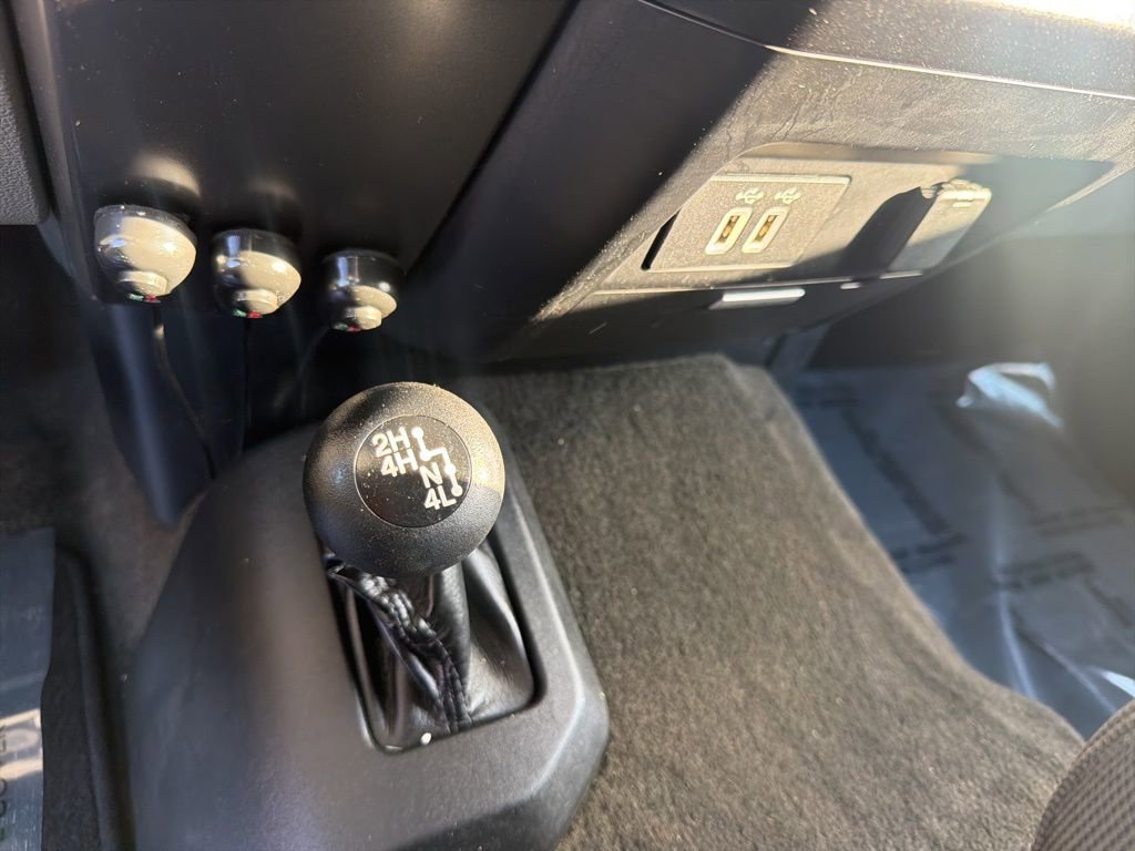 Used 2017 Ford F250 XLT w/ FX4 Off-Road Package image 18