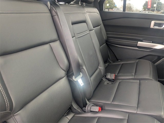 Used 2024 Ford Explorer XLT w/ Equipment Group 202A image 31