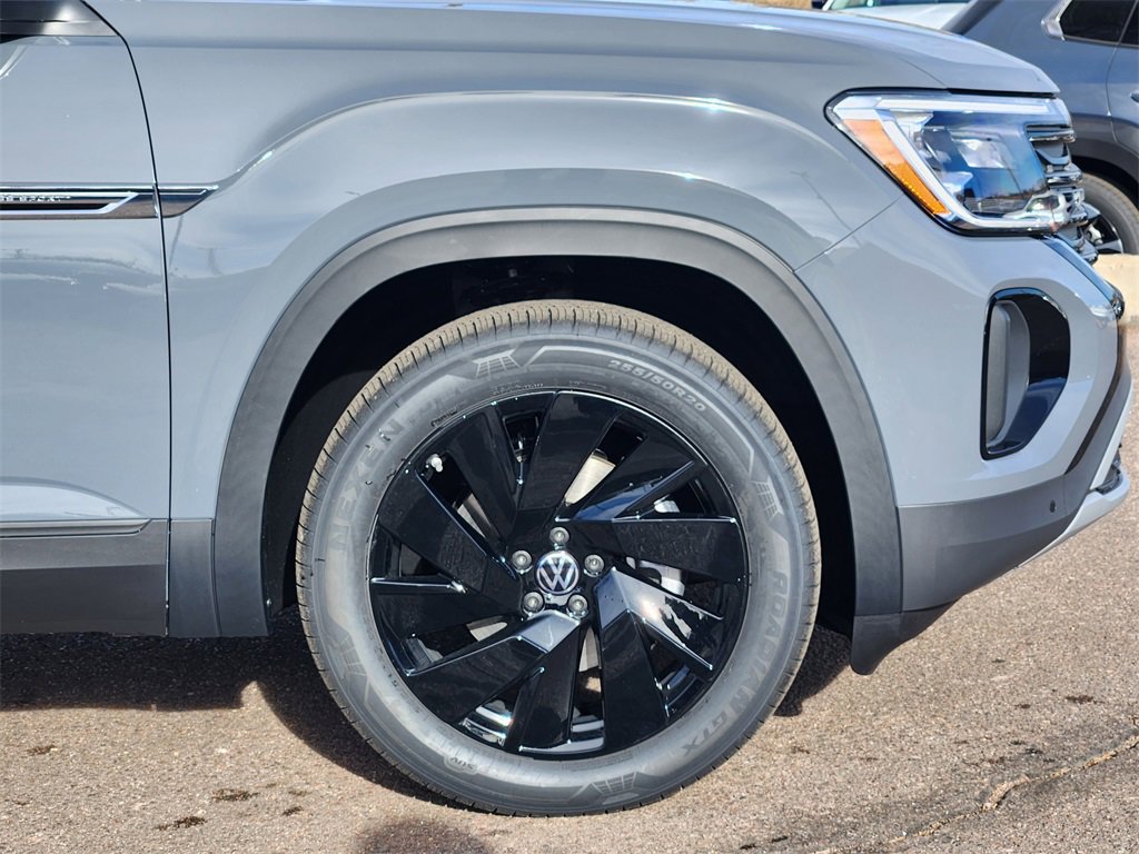 New 2026 Volkswagen Atlas Cross Sport SE image 27