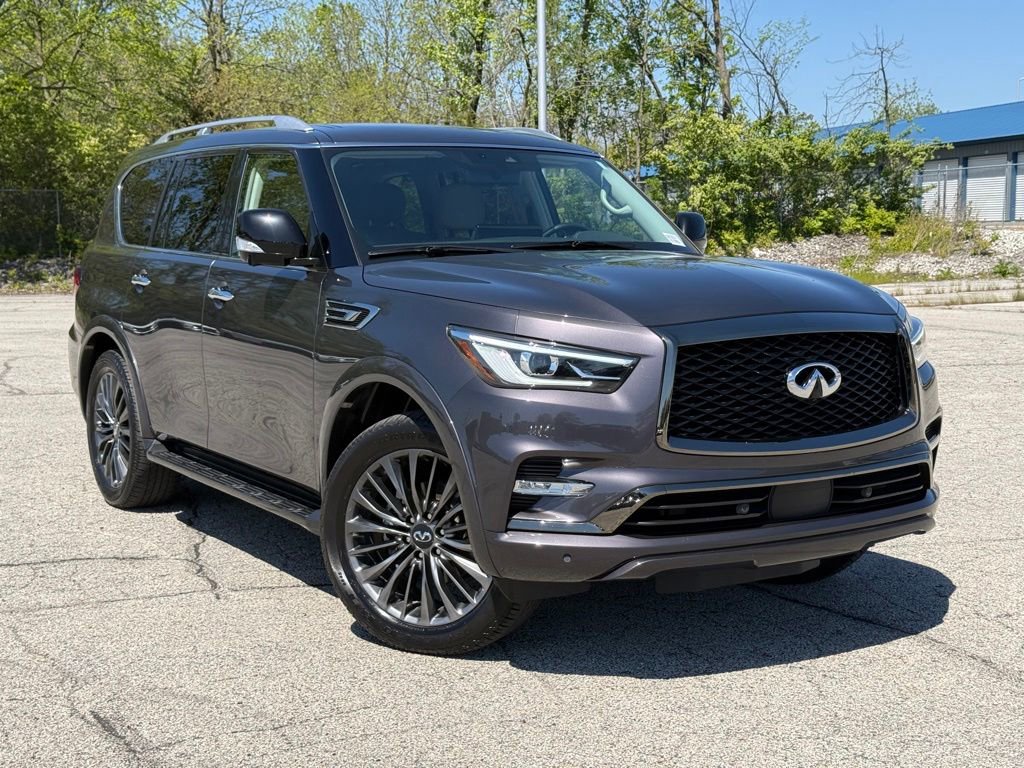 Certified 2023 INFINITI QX80 Premium Select w/ Cargo Package AWD/4WD image 4