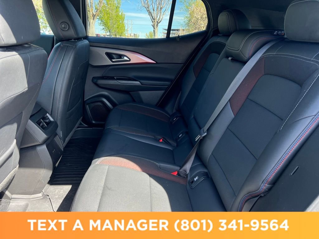 Used 2024 Chevrolet Equinox EV RS FWD image 22