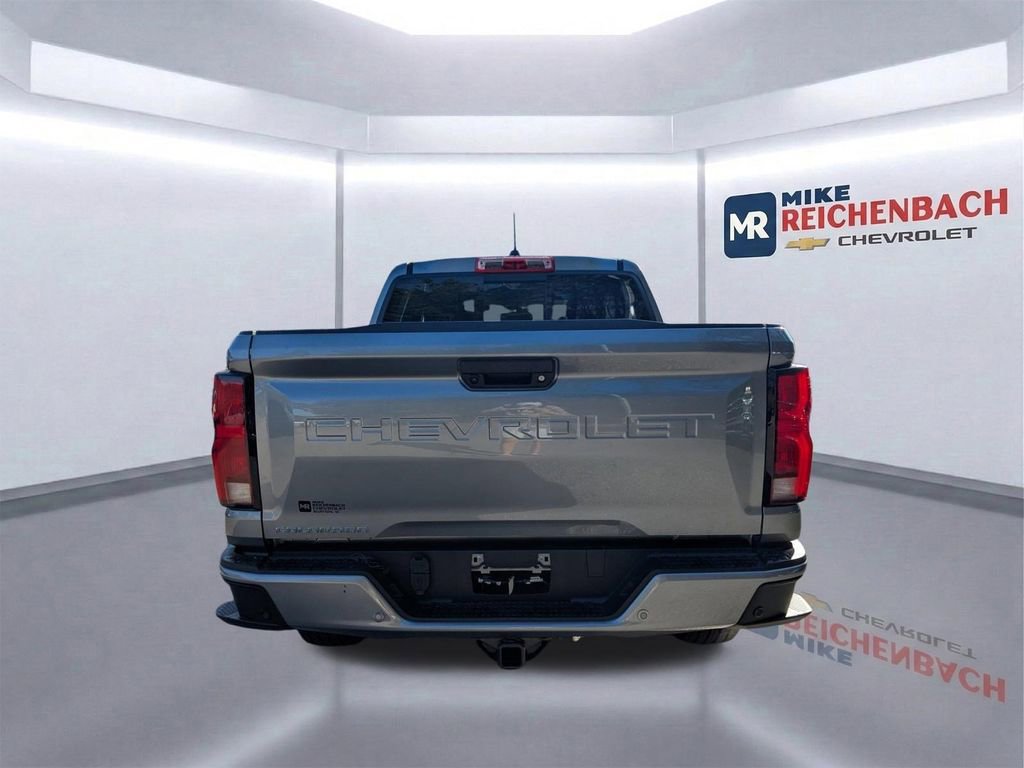 New 2025 Chevrolet Colorado LT w/ LT Convenience Package AWD/4WD image 6