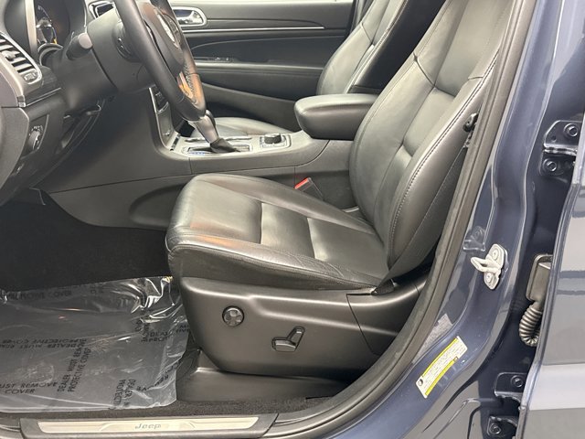Used 2019 Jeep Grand Cherokee Limited AWD/4WD image 11