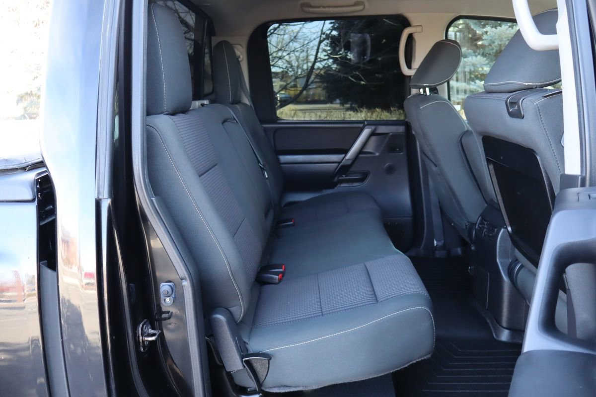 Used 2014 Nissan Titan PRO-4X image 21