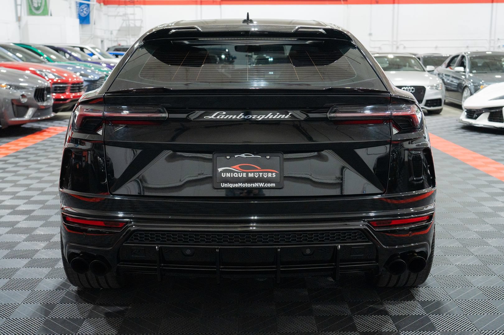 Used 2021 Lamborghini Urus AWD/4WD image 5