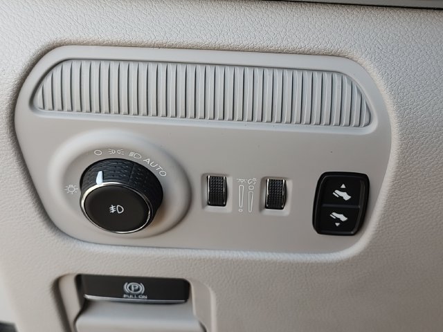 Used 2022 Jeep Wagoneer Series II w/ Flexible Seating Group AWD/4WD image 25
