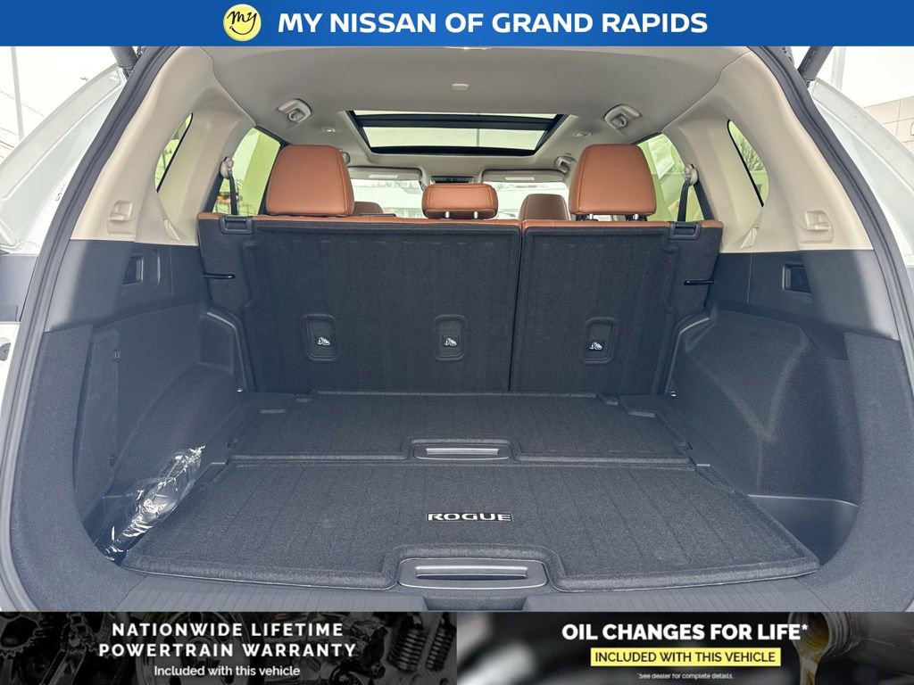 New 2026 Nissan Rogue Platinum w/ Platinum Premium Package image 18