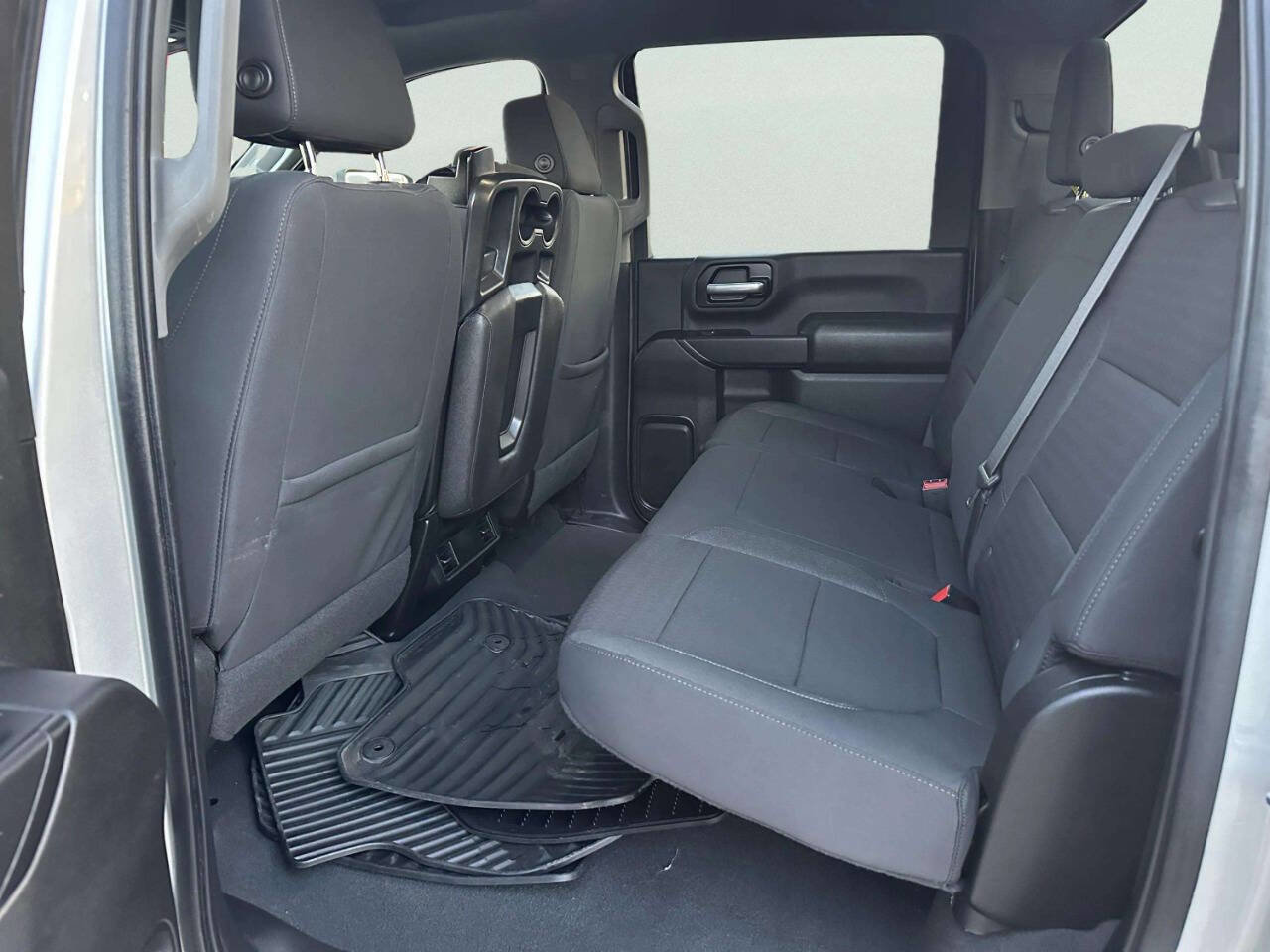 Used 2022 Chevrolet Silverado 2500 Custom w/ Custom Convenience Package image 11