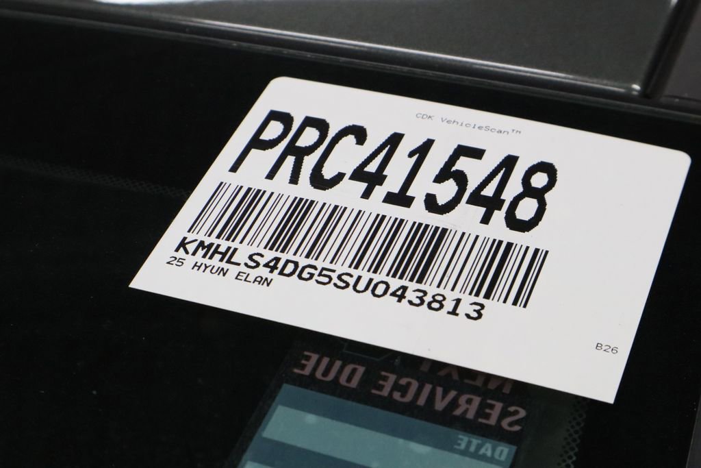 Certified 2025 Hyundai Elantra SEL image 37