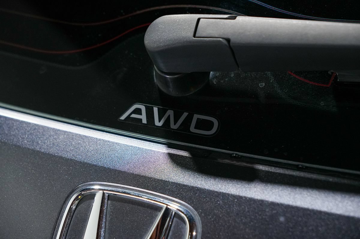 Used 2024 Honda HR-V LX image 11