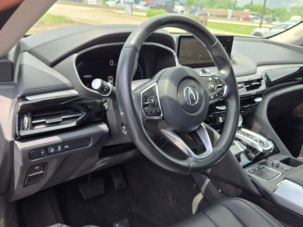 Used 2023 Acura MDX SH-AWD w/ Technology Package image 30