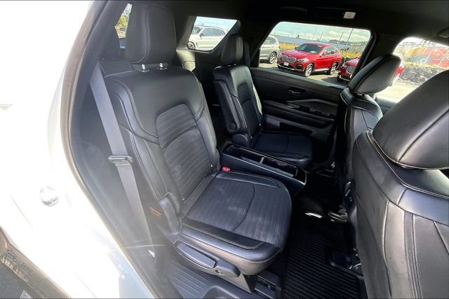Used 2025 Nissan Pathfinder Rock Creek AWD/4WD image 29