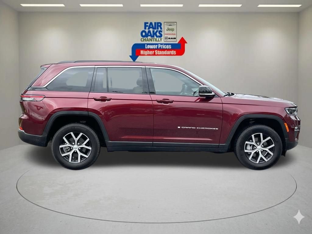 Certified 2025 Jeep Grand Cherokee Limited AWD/4WD image 6