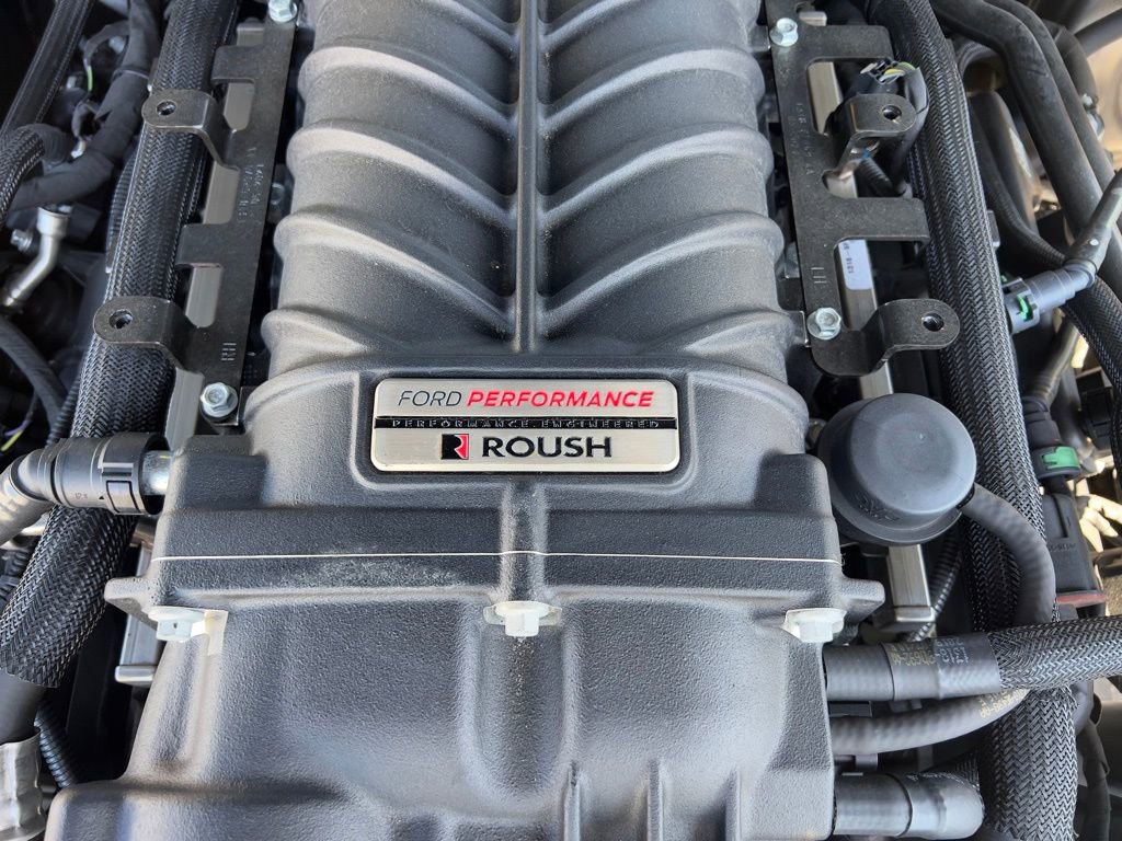 Used 2021 Ford Mustang GT RWD image 12