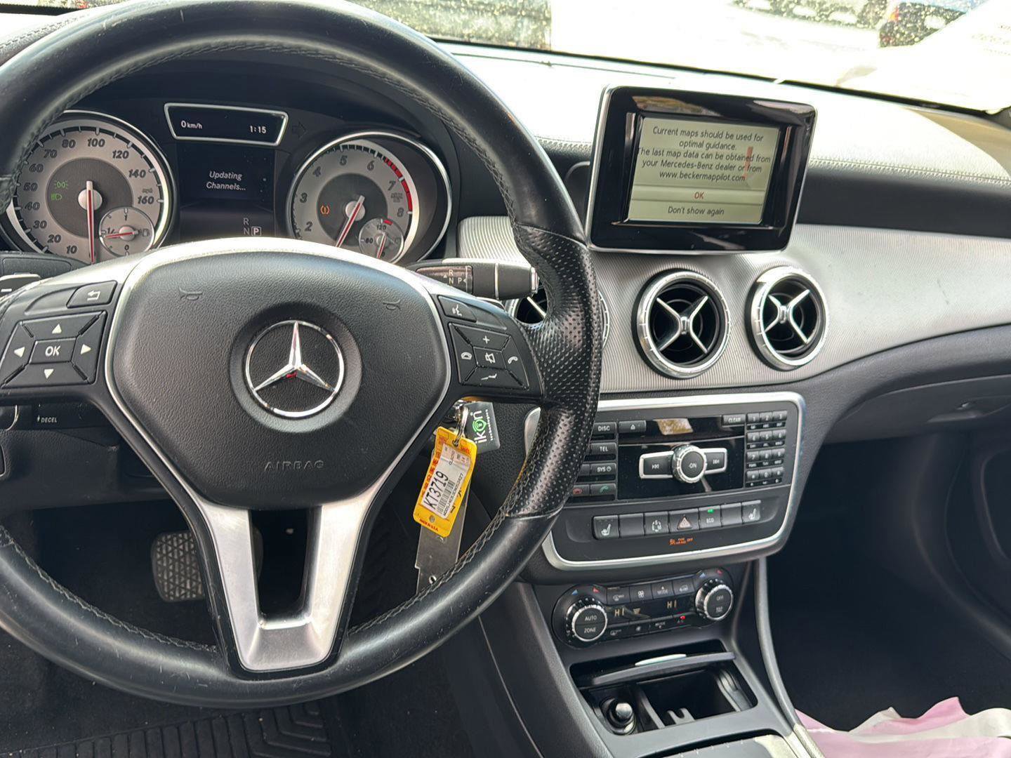 Used 2014 Mercedes-Benz CLA 250 image 12