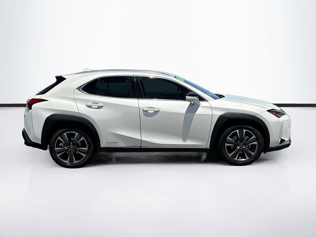 Used 2020 Lexus UX 250h w/ Accessory Package AWD/4WD image 4