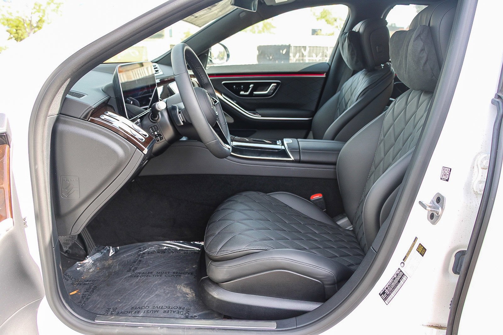 New 2024 Mercedes-Benz S 580 4MATIC Sedan image 17