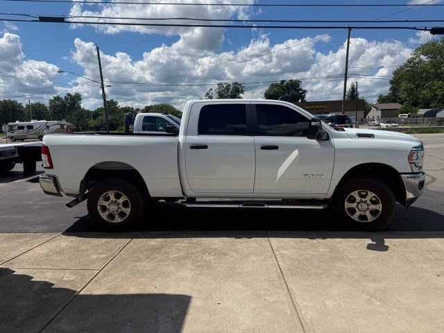 Used 2024 RAM 2500 Big Horn AWD/4WD image 2