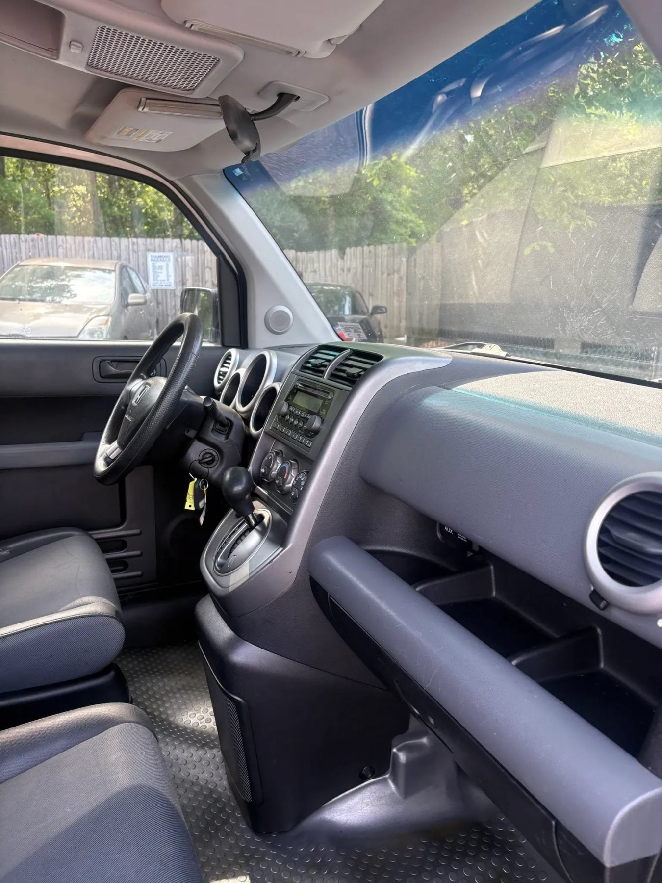 Used 2004 Honda Element EX image 29