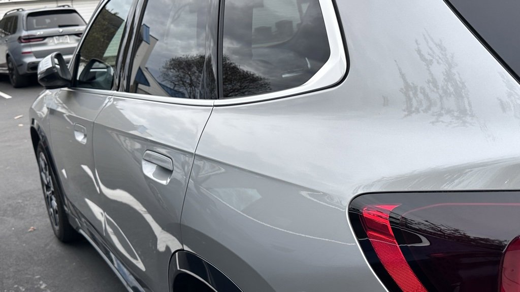 Used 2025 BMW X1 xDrive28i w/ Technology Package image 10