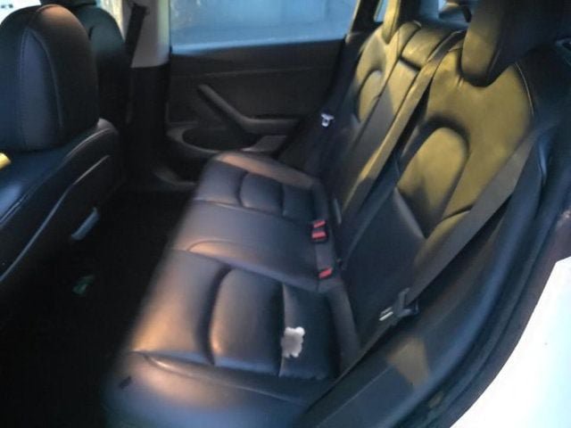 Used 2020 Tesla Model 3 Standard Range Plus RWD image 6