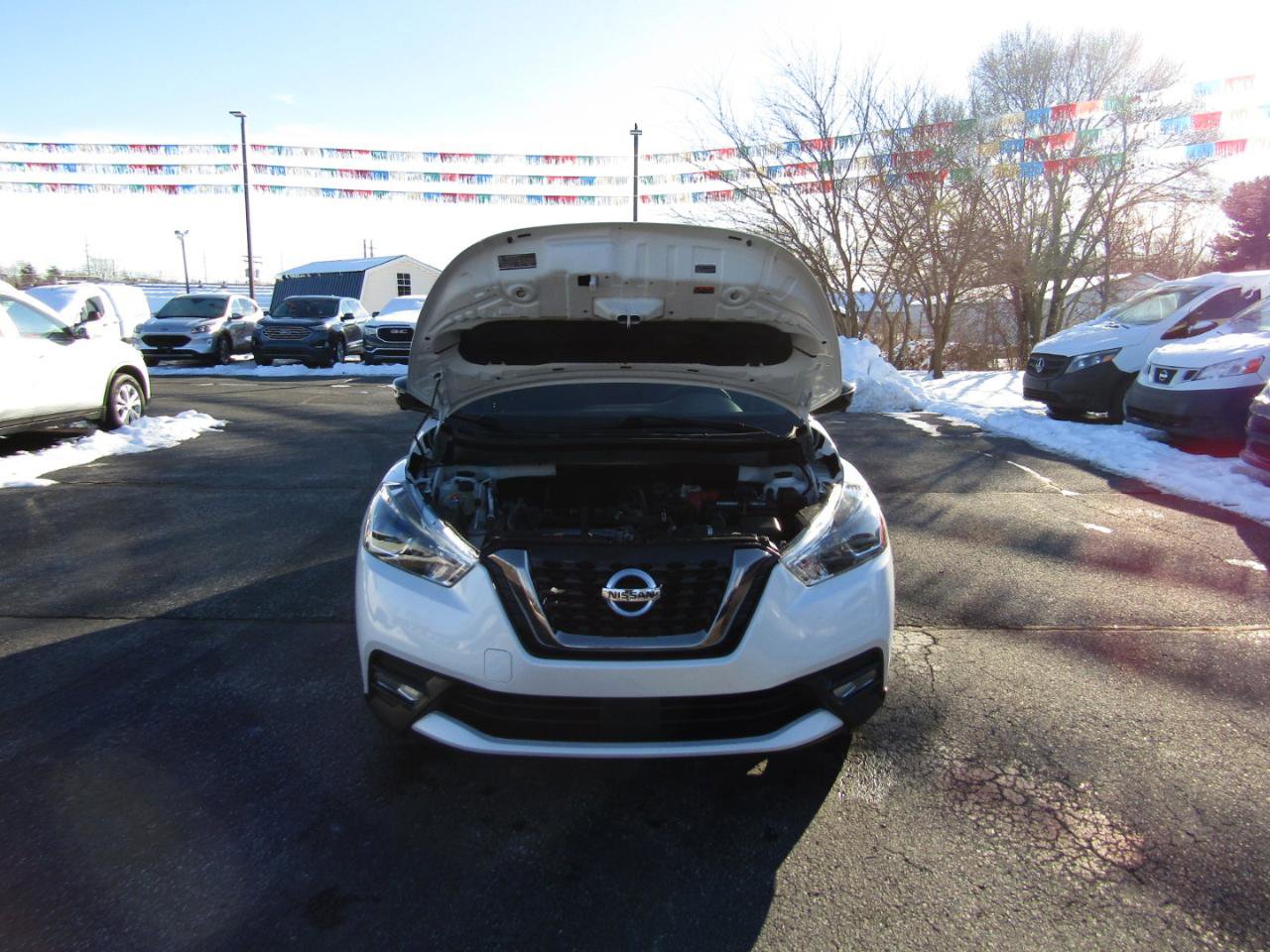 Used 2020 Nissan Kicks SR image 24