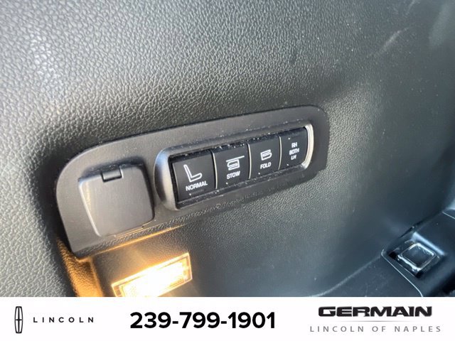 Used 2019 Ford Explorer Limited w/ Ford Safe & Smart Package FWD image 15
