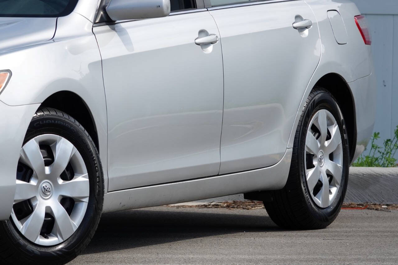 Used 2008 Toyota Camry FWD image 9
