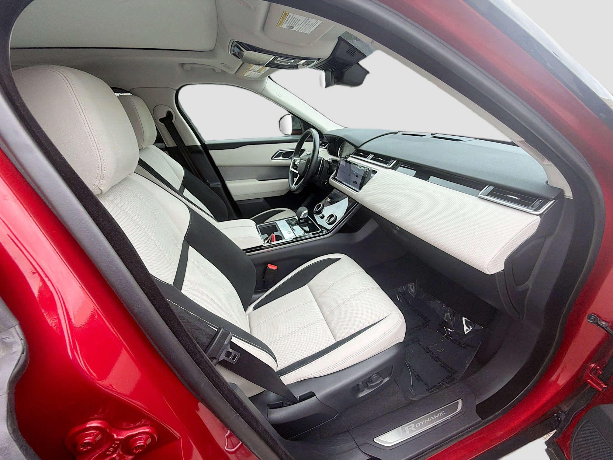 Used 2022 Land Rover Range Rover Velar R-Dynamic S AWD/4WD image 29