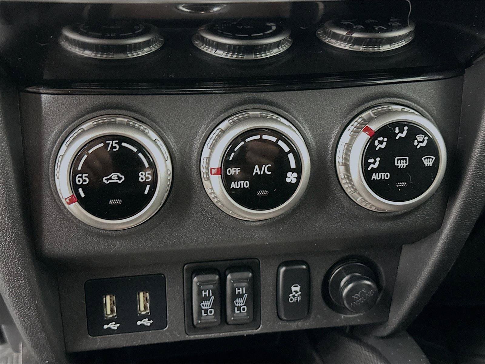 Used 2021 Mitsubishi Outlander Sport SE AWD/4WD image 9