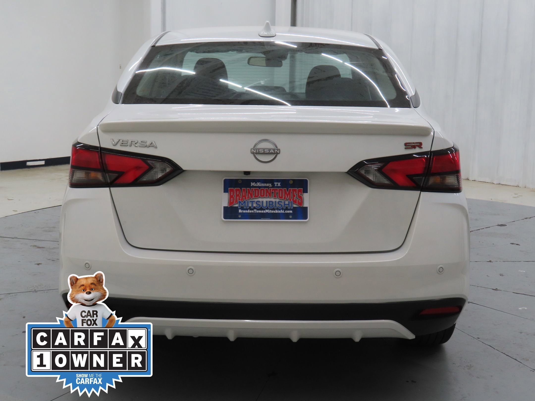Used 2025 Nissan Versa SR w/ Trunk Package FWD image 4