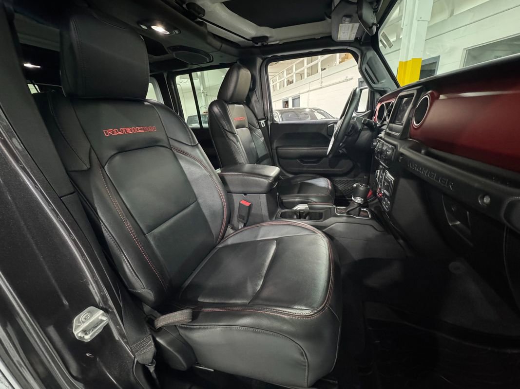 Used 2018 Jeep Wrangler Unlimited Rubicon w/ LED Lighting Group image 36