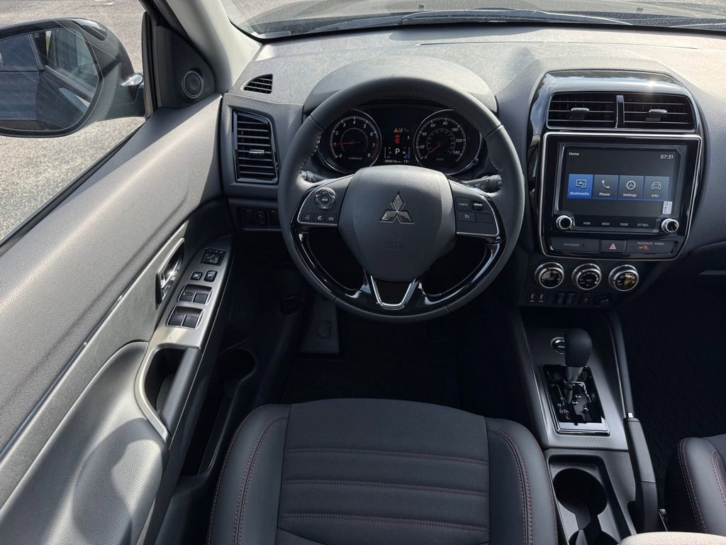 New 2026 Mitsubishi Outlander Sport SE image 18