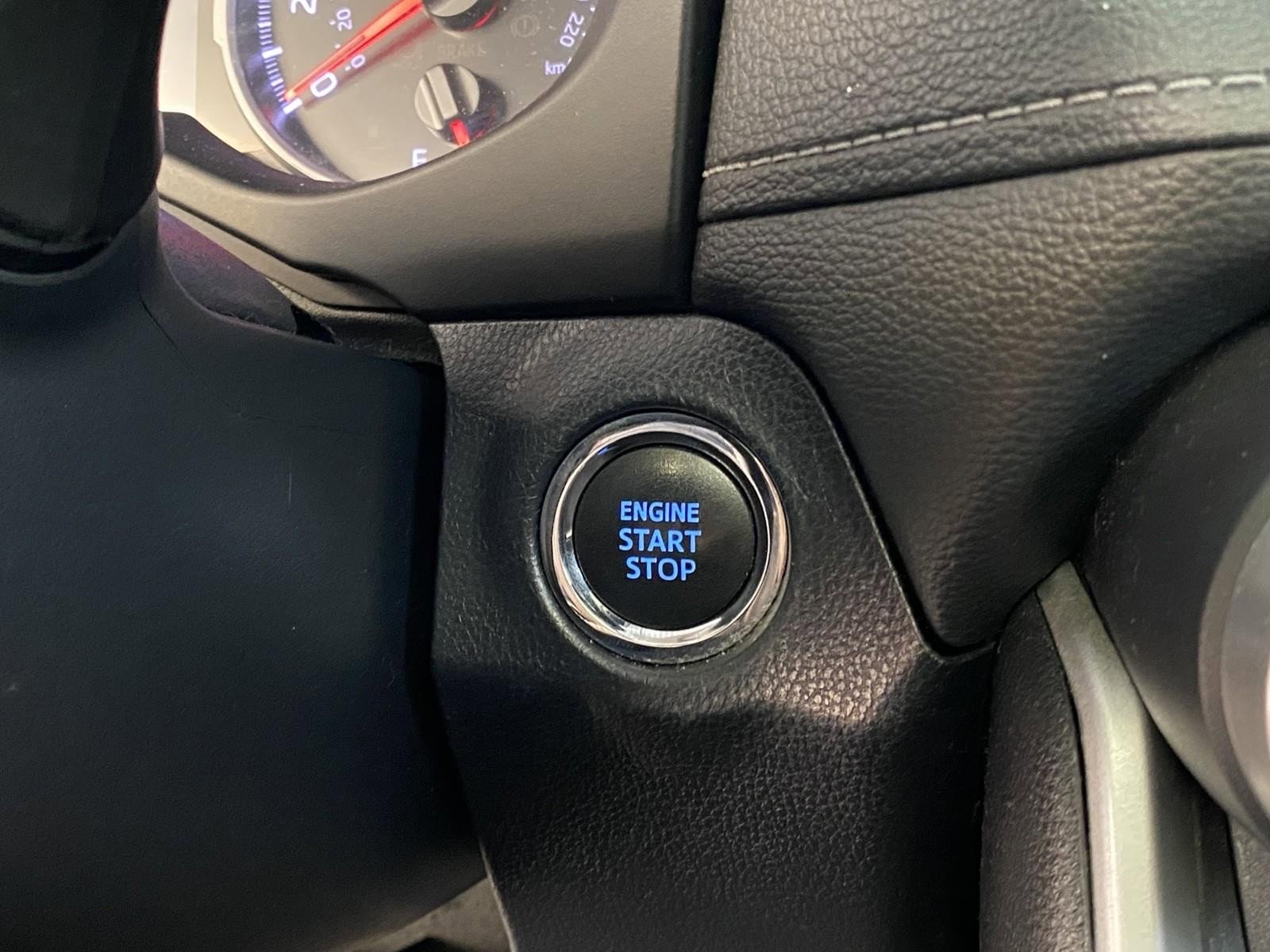 Used 2020 Toyota RAV4 XLE w/ Convenience Package AWD/4WD image 26