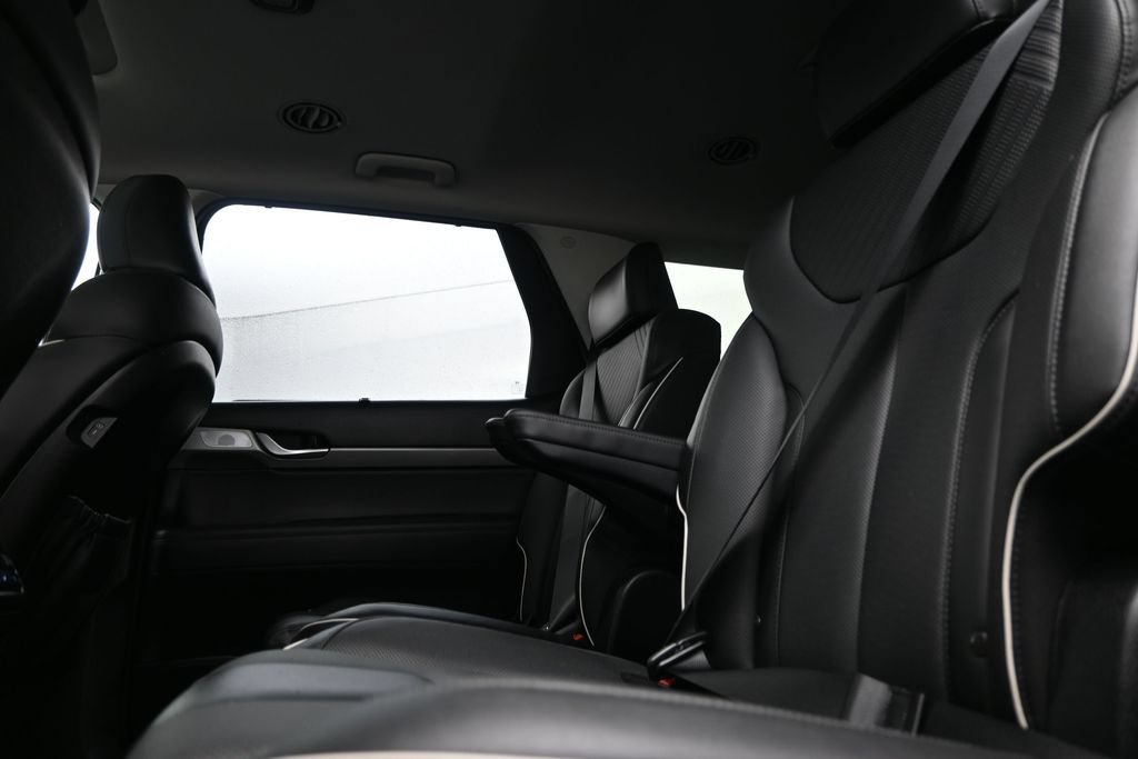 Used 2023 Hyundai Palisade SEL w/ Premium Package AWD/4WD image 15