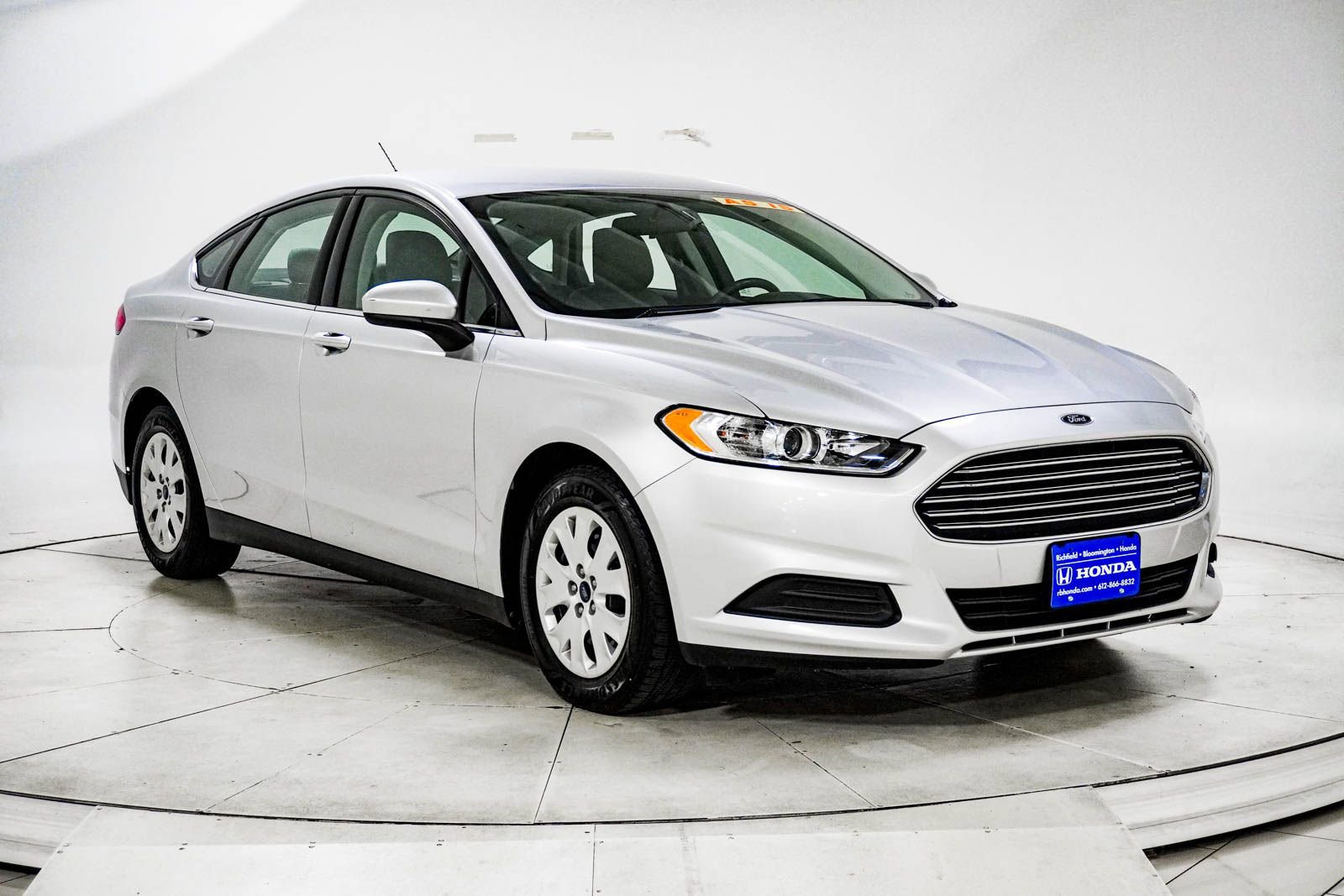 Used 2014 Ford Fusion S FWD image 12