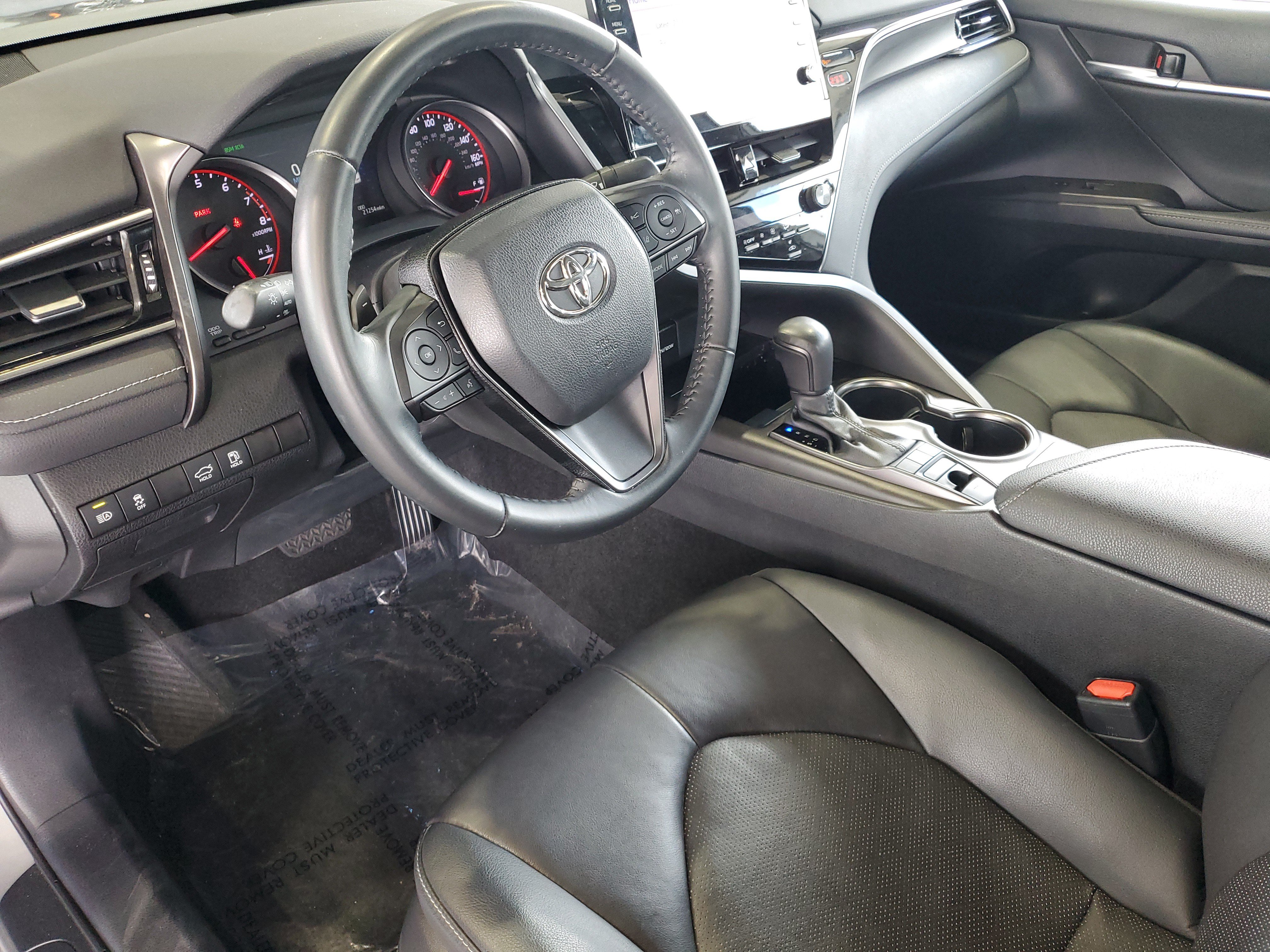 Used 2023 Toyota Camry XSE FWD image 17