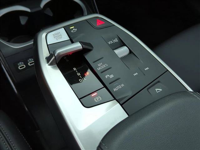 Used 2025 BMW X1 xDrive28i image 12