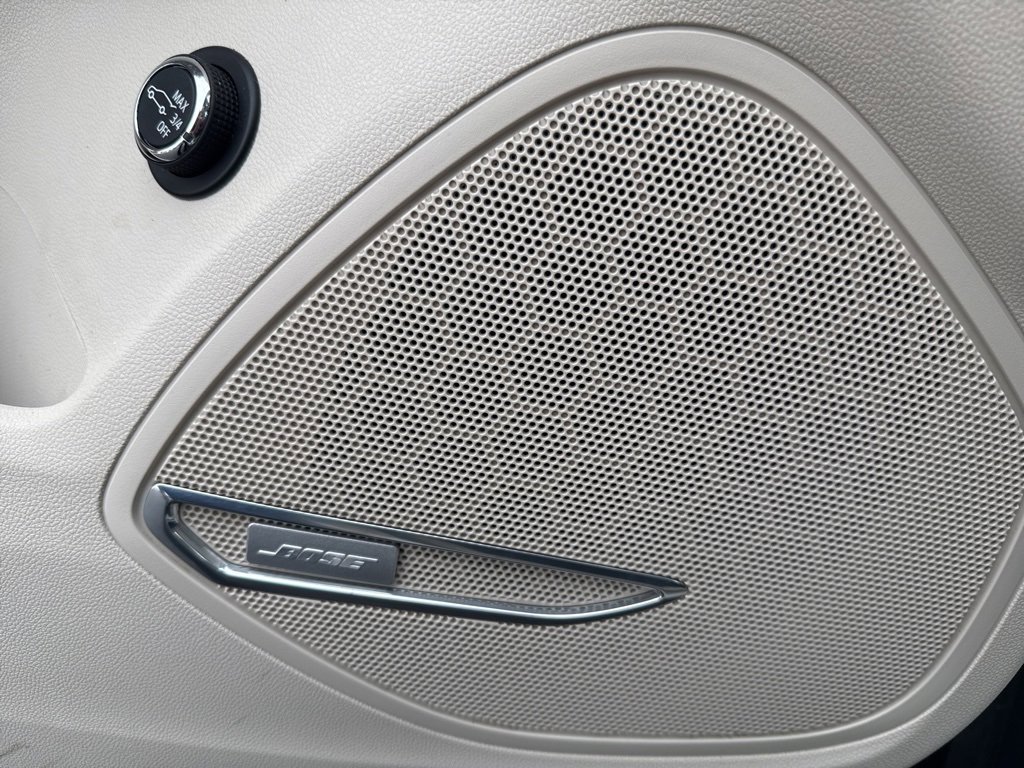 Used 2021 Buick Envision Avenir image 17