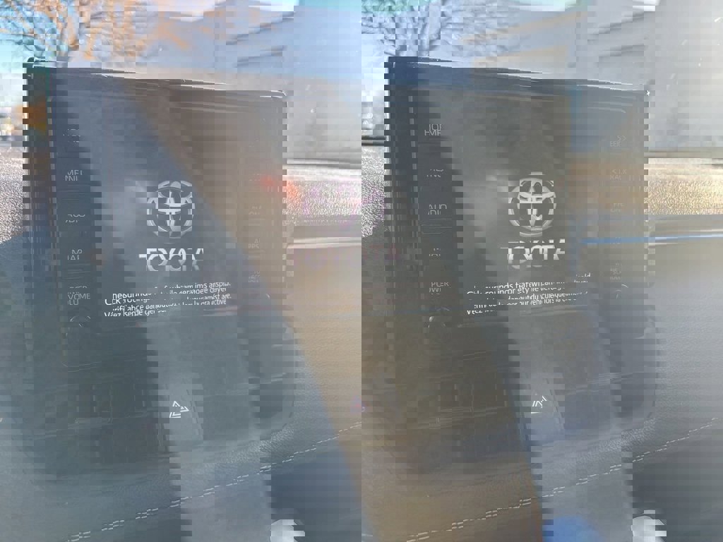 Used 2019 Toyota RAV4 XLE w/ All Weather Liner Package image 9