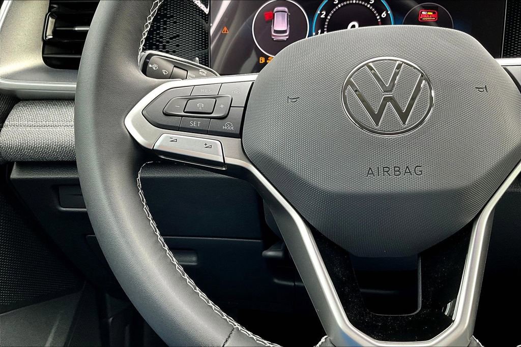 New 2026 Volkswagen Tiguan S image 9