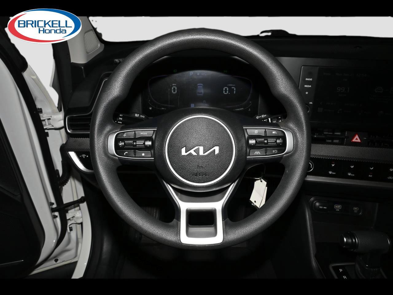 Used 2023 Kia Sportage LX FWD image 31