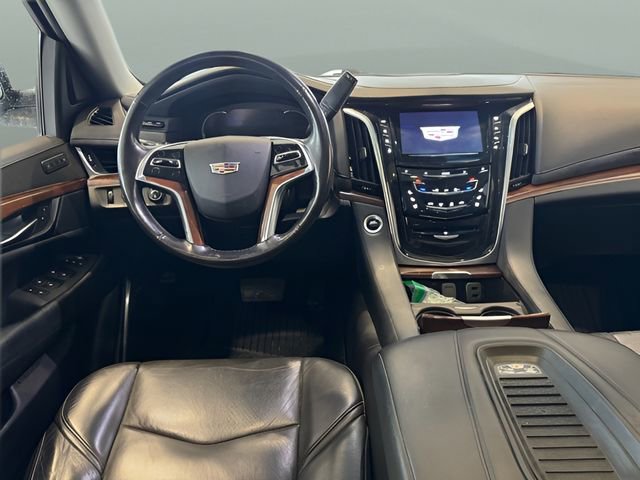 Used 2019 Cadillac Escalade Luxury image 23