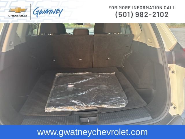 Used 2023 Nissan Rogue S image 28