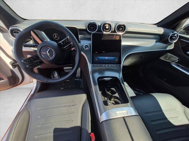 Used 2024 Mercedes-Benz GLC 300 4MATIC image 14